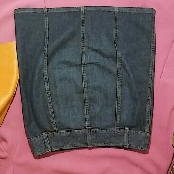ANN TAYLOR Denim Skirt 6 - Picture 3 of 3